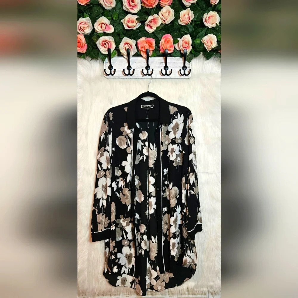 Melanie Lyne Classic Floral Drape Kimono (NWOT)